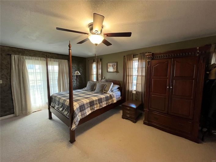 1443 Madison 212, Fredericktown, Missouri 63645, 4 Bedrooms Bedrooms, 12 Rooms Rooms,3 BathroomsBathrooms,Residential,For Sale,Madison 212,MAR25006788