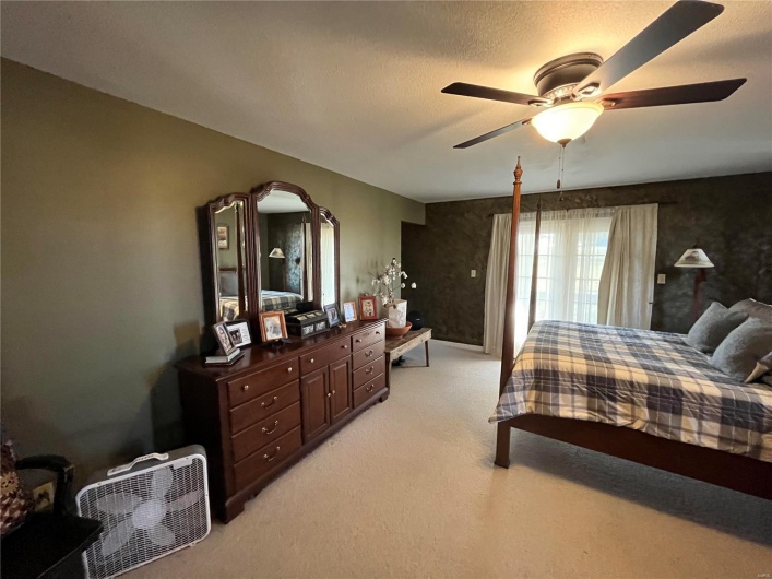 1443 Madison 212, Fredericktown, Missouri 63645, 4 Bedrooms Bedrooms, 12 Rooms Rooms,3 BathroomsBathrooms,Residential,For Sale,Madison 212,MAR25006788