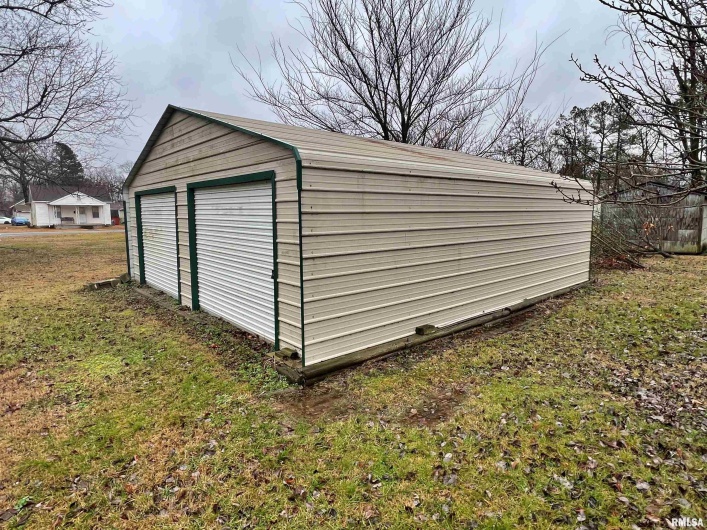 1313 GIRARD Street, Metropolis, Illinois 62960, 0 , 0 ,0,Land,For Sale,GIRARD,0,RMAEB456741