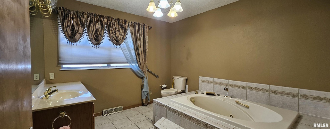 103 DAVID Drive, McClure, Illinois 62957, 2 Bedrooms Bedrooms, 0 ,2 BathroomsBathrooms,Residential,For Sale,DAVID,0,RMAEB456518