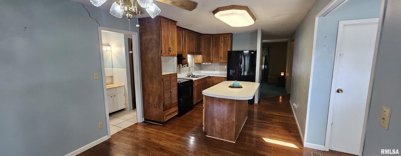 103 DAVID Drive, McClure, Illinois 62957, 2 Bedrooms Bedrooms, 0 ,2 BathroomsBathrooms,Residential,For Sale,DAVID,0,RMAEB456518