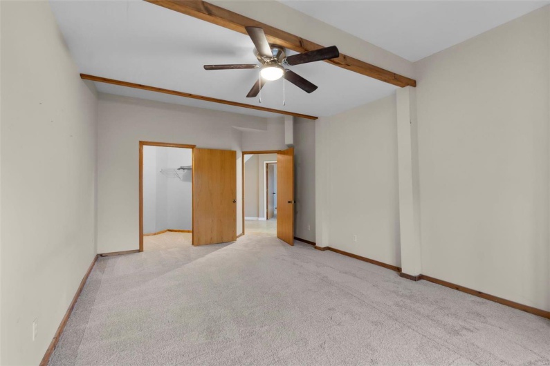2703 Cobblestone Court, Cape Girardeau, Missouri 63701, 5 Bedrooms Bedrooms, 11 Rooms Rooms,5 BathroomsBathrooms,Residential,For Sale,Cobblestone,MAR25007210