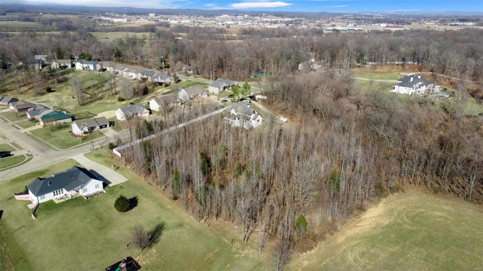 2703 Cobblestone Court, Cape Girardeau, Missouri 63701, 5 Bedrooms Bedrooms, 11 Rooms Rooms,5 BathroomsBathrooms,Residential,For Sale,Cobblestone,MAR25007210