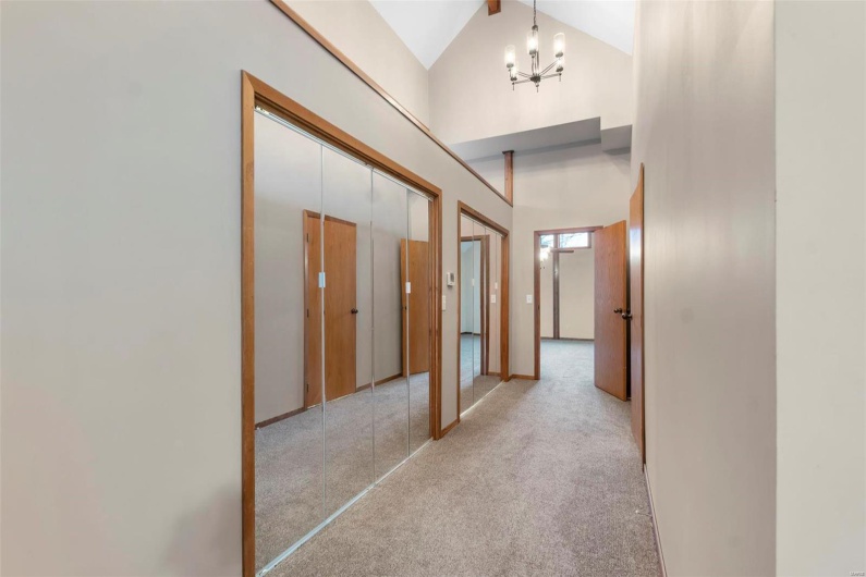 2703 Cobblestone Court, Cape Girardeau, Missouri 63701, 5 Bedrooms Bedrooms, 11 Rooms Rooms,5 BathroomsBathrooms,Residential,For Sale,Cobblestone,MAR25007210