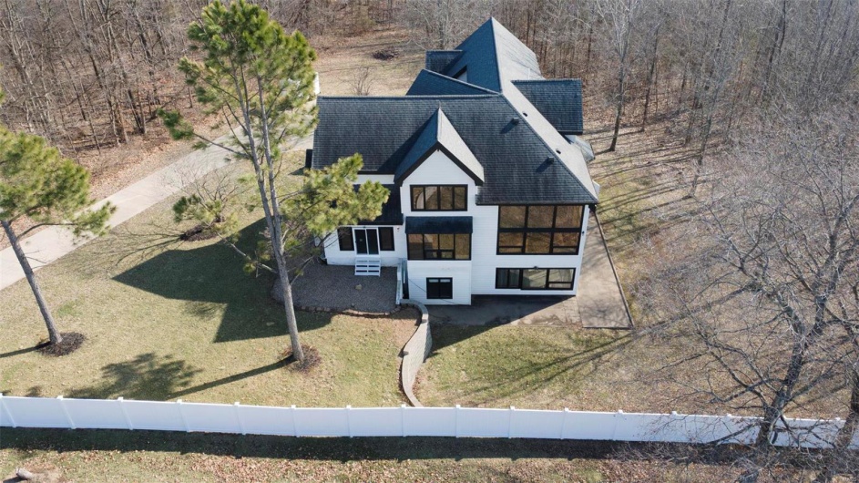 2703 Cobblestone Court, Cape Girardeau, Missouri 63701, 5 Bedrooms Bedrooms, 11 Rooms Rooms,5 BathroomsBathrooms,Residential,For Sale,Cobblestone,MAR25007210