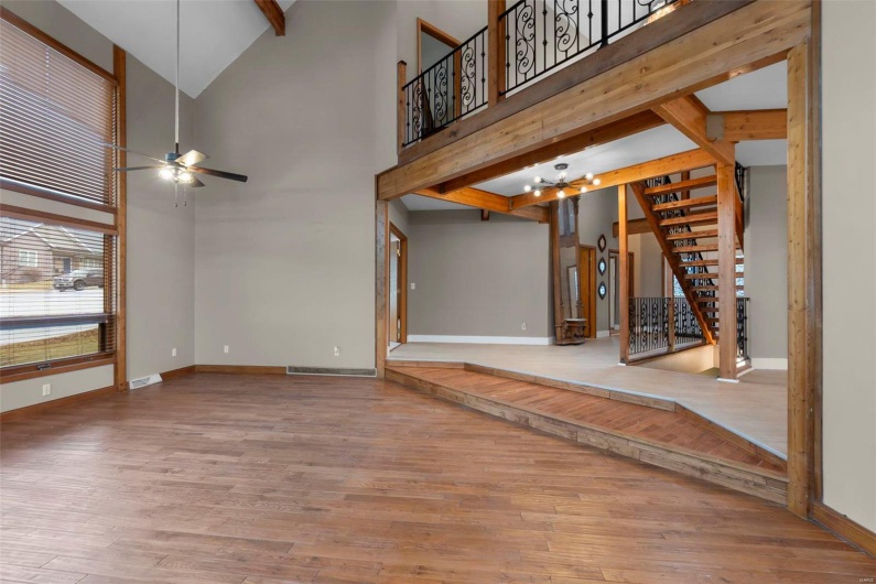 2703 Cobblestone Court, Cape Girardeau, Missouri 63701, 5 Bedrooms Bedrooms, 11 Rooms Rooms,5 BathroomsBathrooms,Residential,For Sale,Cobblestone,MAR25007210