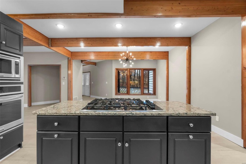 2703 Cobblestone Court, Cape Girardeau, Missouri 63701, 5 Bedrooms Bedrooms, 11 Rooms Rooms,5 BathroomsBathrooms,Residential,For Sale,Cobblestone,MAR25007210