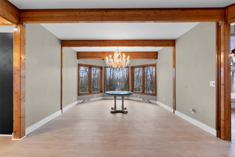 2703 Cobblestone Court, Cape Girardeau, Missouri 63701, 5 Bedrooms Bedrooms, 11 Rooms Rooms,5 BathroomsBathrooms,Residential,For Sale,Cobblestone,MAR25007210