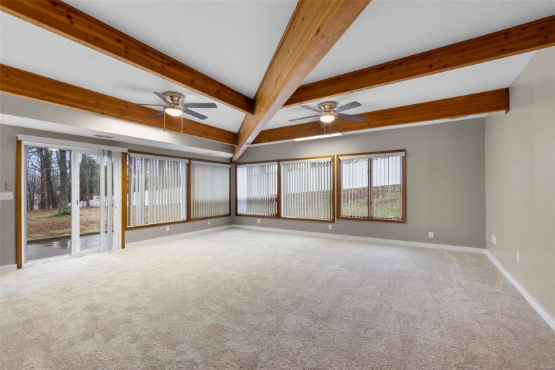 2703 Cobblestone Court, Cape Girardeau, Missouri 63701, 5 Bedrooms Bedrooms, 11 Rooms Rooms,5 BathroomsBathrooms,Residential,For Sale,Cobblestone,MAR25007210
