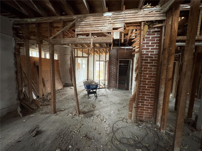 View of miscellaneous room