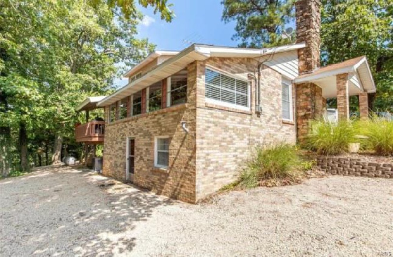View of home's exterior