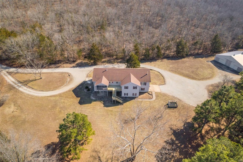 107 Wild Horse Road, Farmington, Missouri 63640, 6 Bedrooms Bedrooms, 23 Rooms Rooms,5 BathroomsBathrooms,Residential,For Sale,Wild Horse,MAR25006718