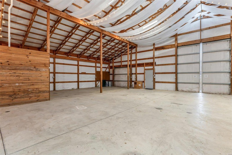 107 Wild Horse Road, Farmington, Missouri 63640, 6 Bedrooms Bedrooms, 23 Rooms Rooms,5 BathroomsBathrooms,Residential,For Sale,Wild Horse,MAR25006718