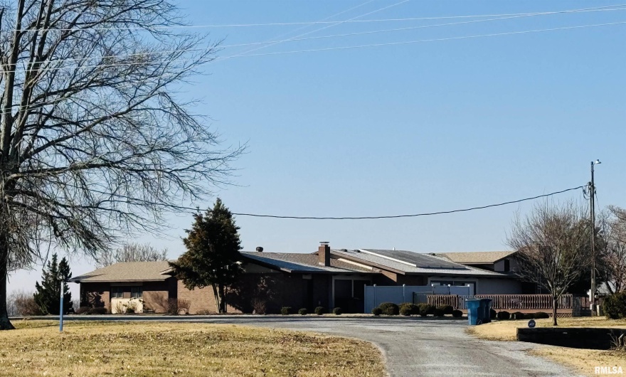 800 GREEN Street, Anna, Illinois 62906-0000, 3 Bedrooms Bedrooms, 0 ,4 BathroomsBathrooms,Residential,For Sale,GREEN,0,RMAEB456751