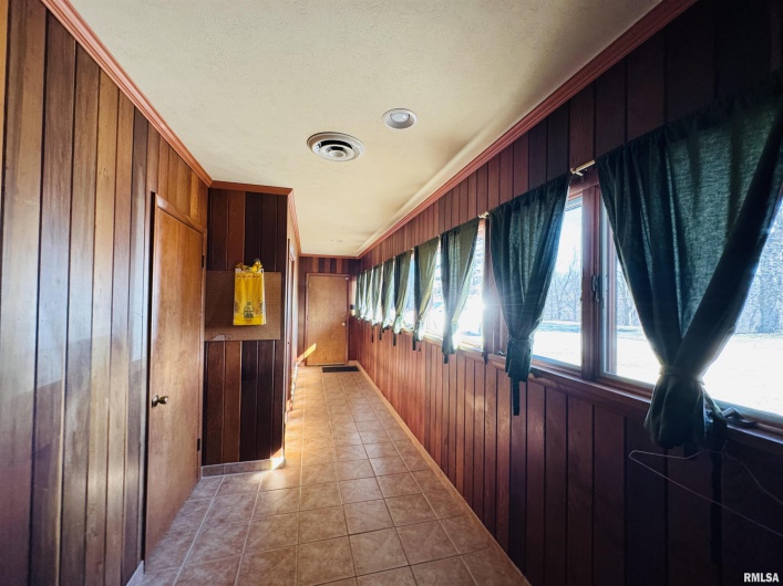 800 GREEN Street, Anna, Illinois 62906-0000, 3 Bedrooms Bedrooms, 0 ,4 BathroomsBathrooms,Residential,For Sale,GREEN,0,RMAEB456751
