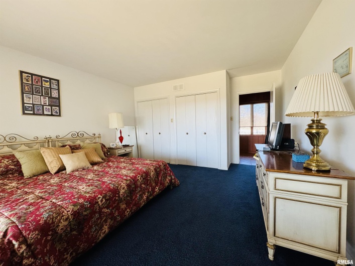 800 GREEN Street, Anna, Illinois 62906-0000, 3 Bedrooms Bedrooms, 0 ,4 BathroomsBathrooms,Residential,For Sale,GREEN,0,RMAEB456751