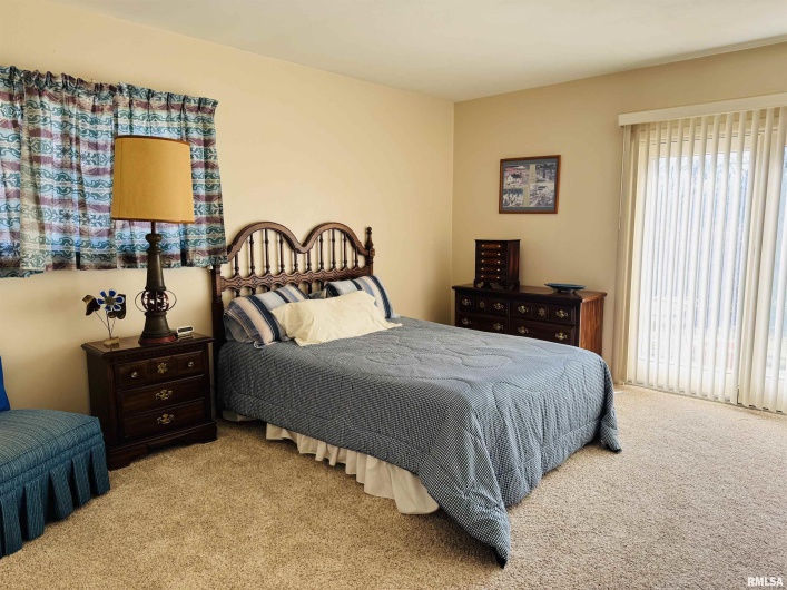 800 GREEN Street, Anna, Illinois 62906-0000, 3 Bedrooms Bedrooms, 0 ,4 BathroomsBathrooms,Residential,For Sale,GREEN,0,RMAEB456751