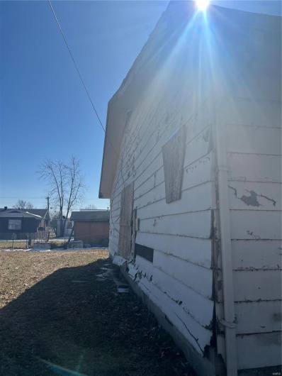 420 NICKEY Street, Poplar Bluff, Missouri 63901, ,Residential,For Sale,NICKEY,MAR25007263