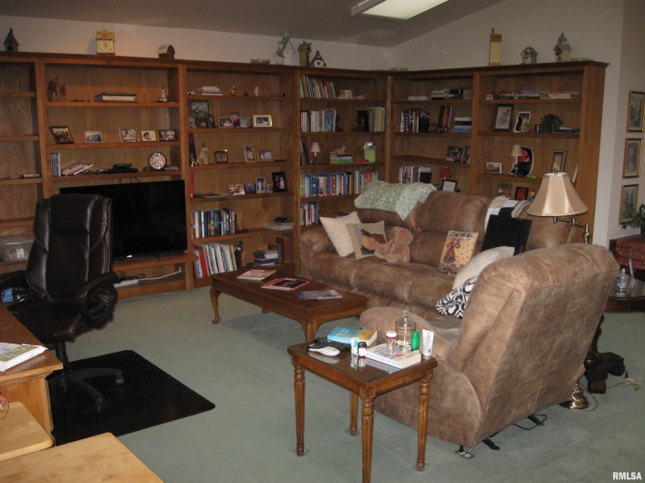 22483 RAILROAD Street, Olive Branch, Illinois 62969, 2 Bedrooms Bedrooms, 0 ,2 BathroomsBathrooms,Residential,For Sale,RAILROAD,0,RMAEB456762