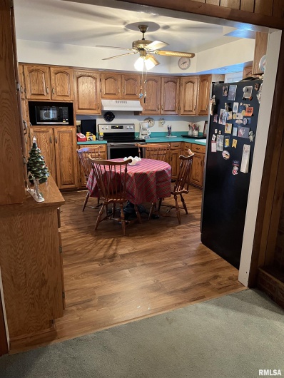 22483 RAILROAD Street, Olive Branch, Illinois 62969, 2 Bedrooms Bedrooms, 0 ,2 BathroomsBathrooms,Residential,For Sale,RAILROAD,0,RMAEB456762