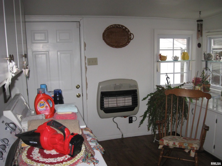 22483 RAILROAD Street, Olive Branch, Illinois 62969, 2 Bedrooms Bedrooms, 0 ,2 BathroomsBathrooms,Residential,For Sale,RAILROAD,0,RMAEB456762
