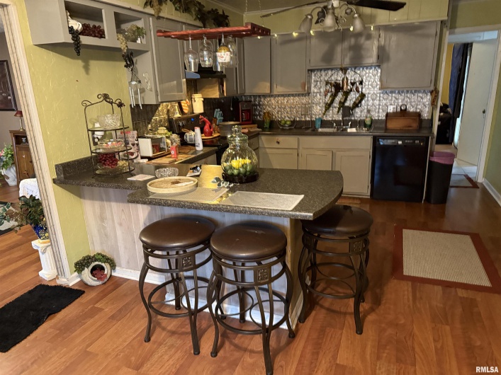 604 TIMOTHY Lane, Carterville, Illinois 62918, 2 Bedrooms Bedrooms, 0 ,1 BathroomBathrooms,Residential,For Sale,TIMOTHY,0,RMAEB456764