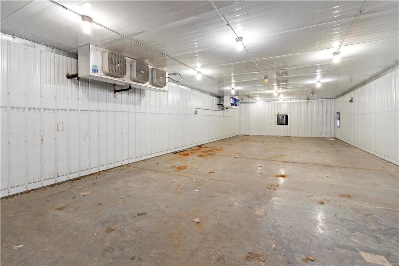 275 Larcel Drive, Sikeston, Missouri 63801, ,Commercial Sale,For Sale,Larcel,MAR25008279
