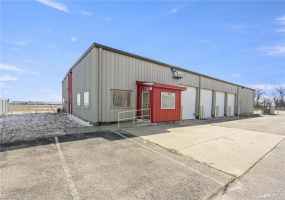 275 Larcel Drive, Sikeston, Missouri 63801, ,Commercial Sale,For Sale,Larcel,MAR25008279
