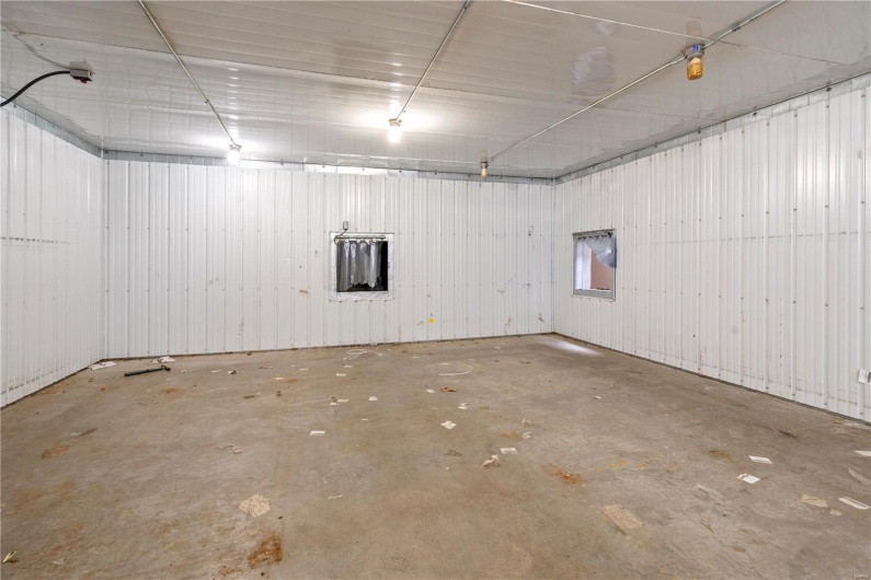 275 Larcel Drive, Sikeston, Missouri 63801, ,Commercial Sale,For Sale,Larcel,MAR25008279