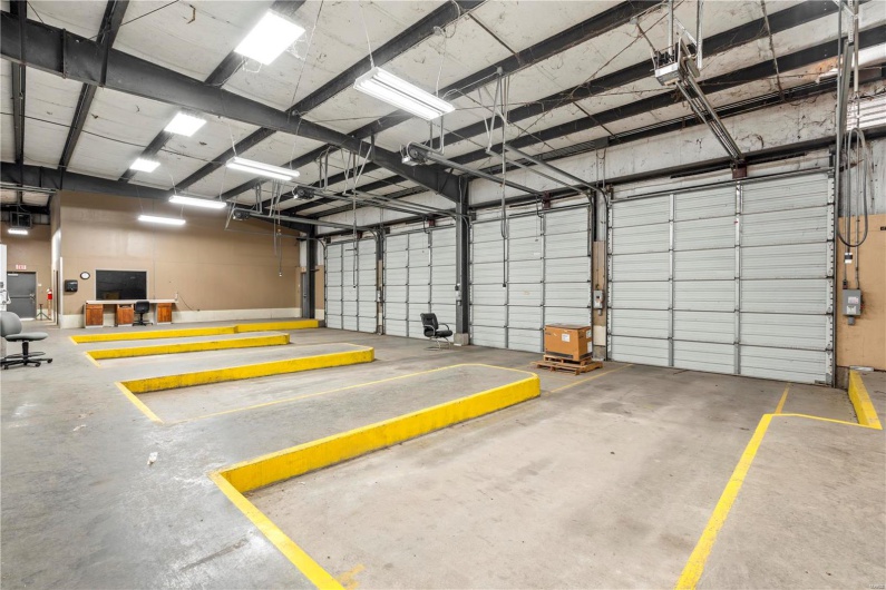 275 Larcel Drive, Sikeston, Missouri 63801, ,Commercial Sale,For Sale,Larcel,MAR25008279