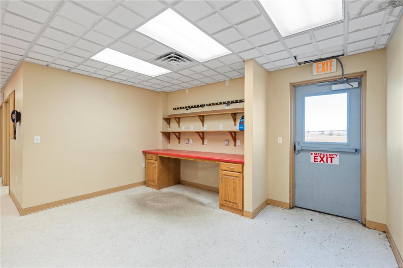275 Larcel Drive, Sikeston, Missouri 63801, ,Commercial Sale,For Sale,Larcel,MAR25008279