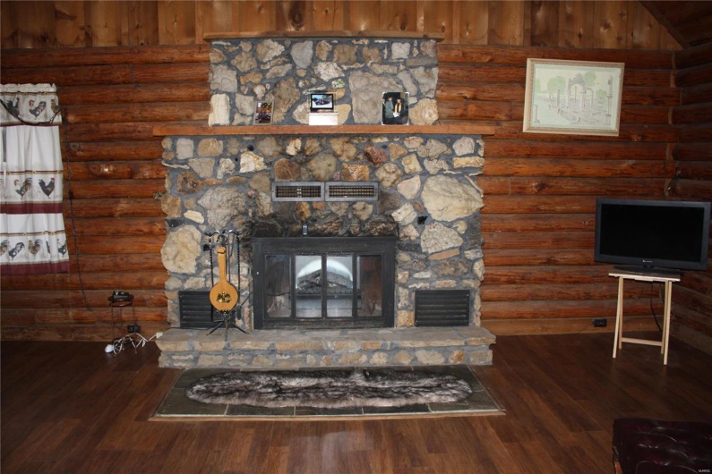 18198 State Hwy 34, Piedmont, Missouri 63957, 3 Bedrooms Bedrooms, 6 Rooms Rooms,1 BathroomBathrooms,Residential,For Sale,State Hwy 34,MAR25006804