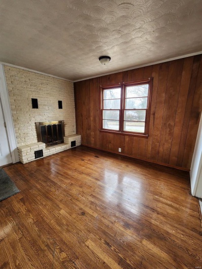 527 Virginia Avenue, Farmington, Missouri 63640, 3 Bedrooms Bedrooms, 6 Rooms Rooms,2 BathroomsBathrooms,Residential,For Sale,Virginia,MAR25008145