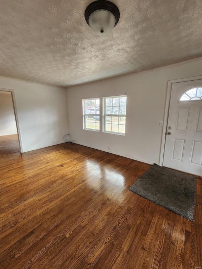 527 Virginia Avenue, Farmington, Missouri 63640, 3 Bedrooms Bedrooms, 6 Rooms Rooms,2 BathroomsBathrooms,Residential,For Sale,Virginia,MAR25008145