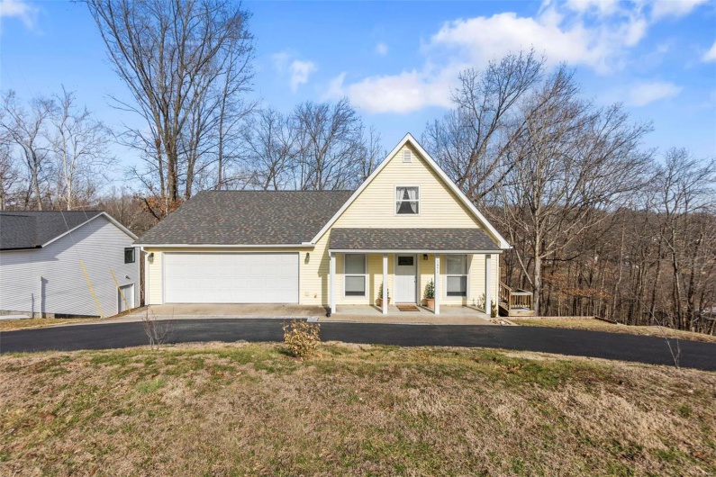 1451 Bella Vista Drive, Jackson, Missouri 63755, 3 Bedrooms Bedrooms, 6 Rooms Rooms,3 BathroomsBathrooms,Residential,For Sale,Bella Vista,MAR25007698