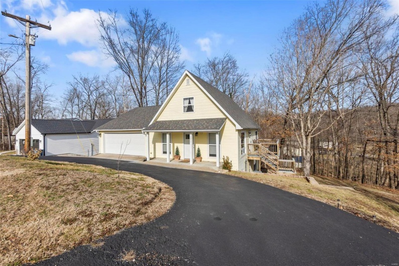 1451 Bella Vista Drive, Jackson, Missouri 63755, 3 Bedrooms Bedrooms, 6 Rooms Rooms,3 BathroomsBathrooms,Residential,For Sale,Bella Vista,MAR25007698