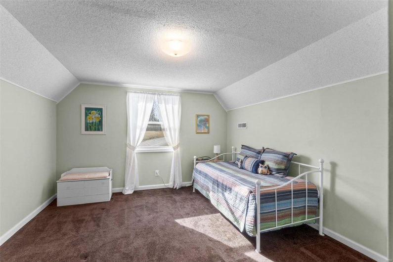 1451 Bella Vista Drive, Jackson, Missouri 63755, 3 Bedrooms Bedrooms, 6 Rooms Rooms,3 BathroomsBathrooms,Residential,For Sale,Bella Vista,MAR25007698