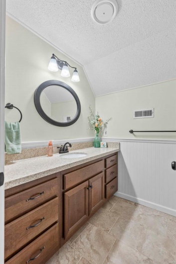 1451 Bella Vista Drive, Jackson, Missouri 63755, 3 Bedrooms Bedrooms, 6 Rooms Rooms,3 BathroomsBathrooms,Residential,For Sale,Bella Vista,MAR25007698