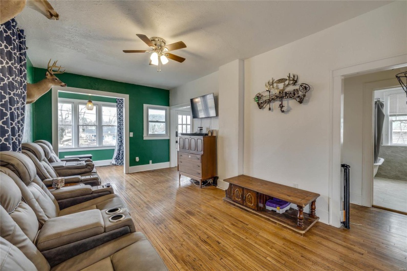 213 Walnut Street, Arcadia, Missouri 63621, 3 Bedrooms Bedrooms, 6 Rooms Rooms,1 BathroomBathrooms,Residential,For Sale,Walnut,MAR25008268