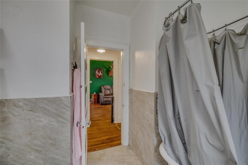 213 Walnut Street, Arcadia, Missouri 63621, 3 Bedrooms Bedrooms, 6 Rooms Rooms,1 BathroomBathrooms,Residential,For Sale,Walnut,MAR25008268