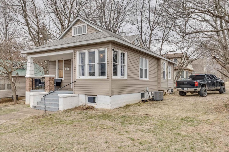 213 Walnut Street, Arcadia, Missouri 63621, 3 Bedrooms Bedrooms, 6 Rooms Rooms,1 BathroomBathrooms,Residential,For Sale,Walnut,MAR25008268