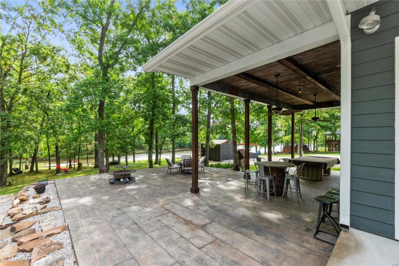 1053 Erie Trail Drive, Perryville, Missouri 63775, 3 Bedrooms Bedrooms, 7 Rooms Rooms,2 BathroomsBathrooms,Residential,For Sale,Erie Trail,MAR25008753