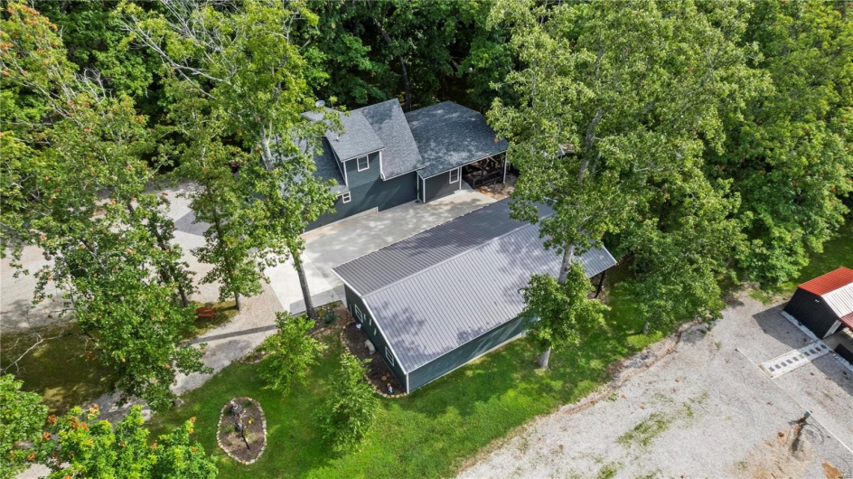 1053 Erie Trail Drive, Perryville, Missouri 63775, 3 Bedrooms Bedrooms, 7 Rooms Rooms,2 BathroomsBathrooms,Residential,For Sale,Erie Trail,MAR25008753