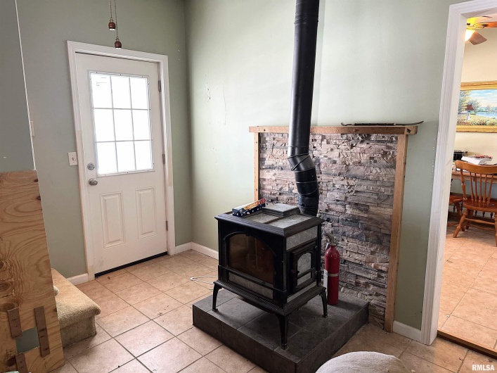 1925 MURPHY Road, Creal Springs, Illinois 62922, 4 Bedrooms Bedrooms, 0 ,2 BathroomsBathrooms,Residential,For Sale,MURPHY,0,RMAEB456793