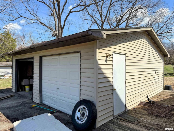 1925 MURPHY Road, Creal Springs, Illinois 62922, 4 Bedrooms Bedrooms, 0 ,2 BathroomsBathrooms,Residential,For Sale,MURPHY,0,RMAEB456793