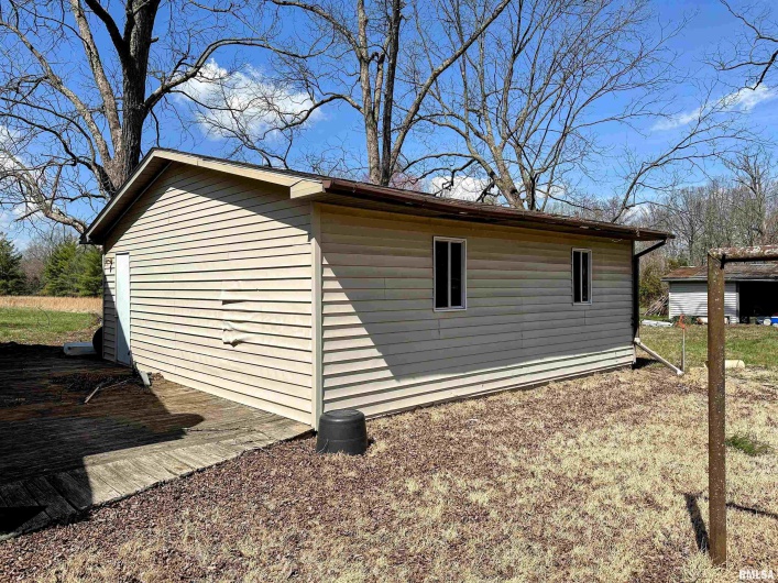 1925 MURPHY Road, Creal Springs, Illinois 62922, 4 Bedrooms Bedrooms, 0 ,2 BathroomsBathrooms,Residential,For Sale,MURPHY,0,RMAEB456793