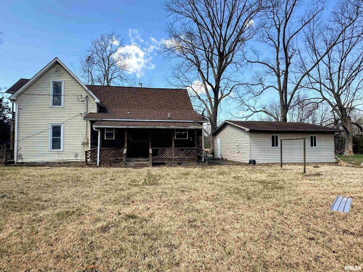 1925 MURPHY Road, Creal Springs, Illinois 62922, 4 Bedrooms Bedrooms, 0 ,2 BathroomsBathrooms,Residential,For Sale,MURPHY,0,RMAEB456793