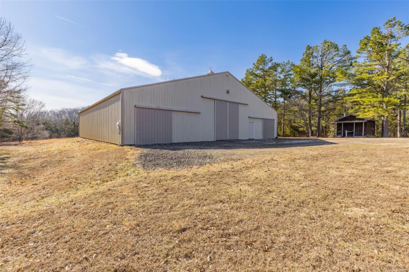 107 Wild Horse Road, Farmington, Missouri 63640, 6 Bedrooms Bedrooms, 23 Rooms Rooms,5 BathroomsBathrooms,Farm,For Sale,Wild Horse,MAR25008592