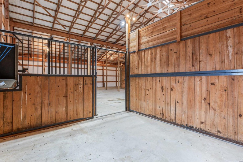 107 Wild Horse Road, Farmington, Missouri 63640, 6 Bedrooms Bedrooms, 23 Rooms Rooms,5 BathroomsBathrooms,Farm,For Sale,Wild Horse,MAR25008592