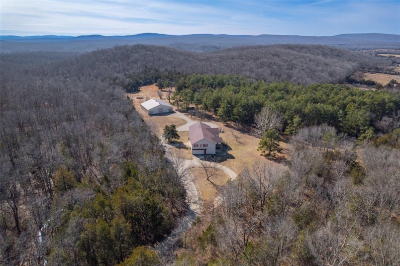 107 Wild Horse Road, Farmington, Missouri 63640, 6 Bedrooms Bedrooms, 23 Rooms Rooms,5 BathroomsBathrooms,Farm,For Sale,Wild Horse,MAR25008592